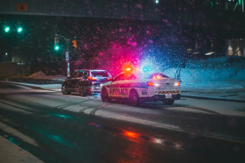 erik-mclean-V79loOjFOLA-unsplash