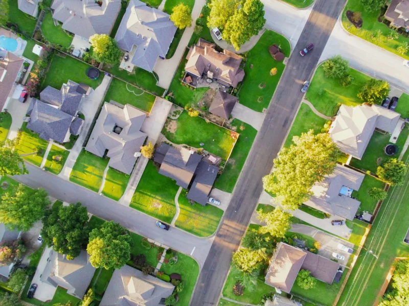 family-neighborhood-precision
